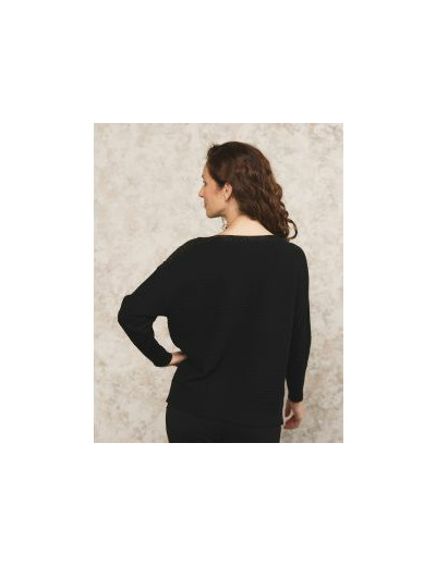 Pull noir encolure bateau