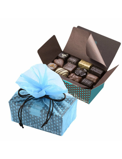 Ballotin 500 g chocolats assortis et pochette organdi bleue