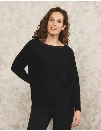 Pull noir encolure bateau